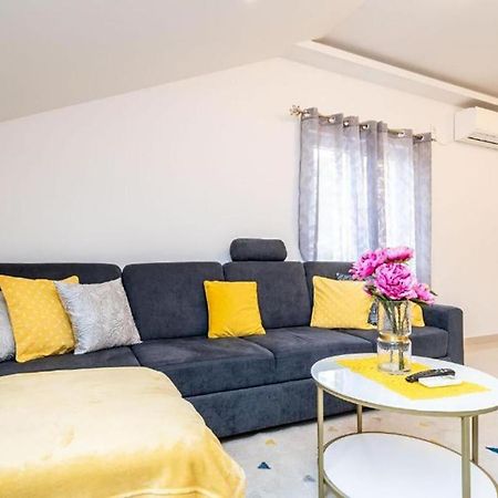 Apartment Matej Mokošica Eksteriør billede