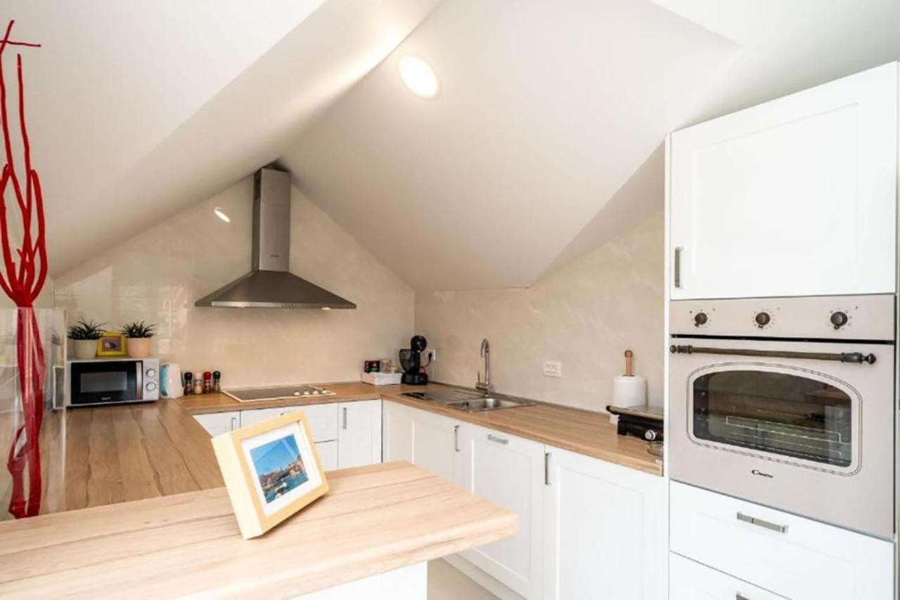 Apartment Matej Mokošica Eksteriør billede